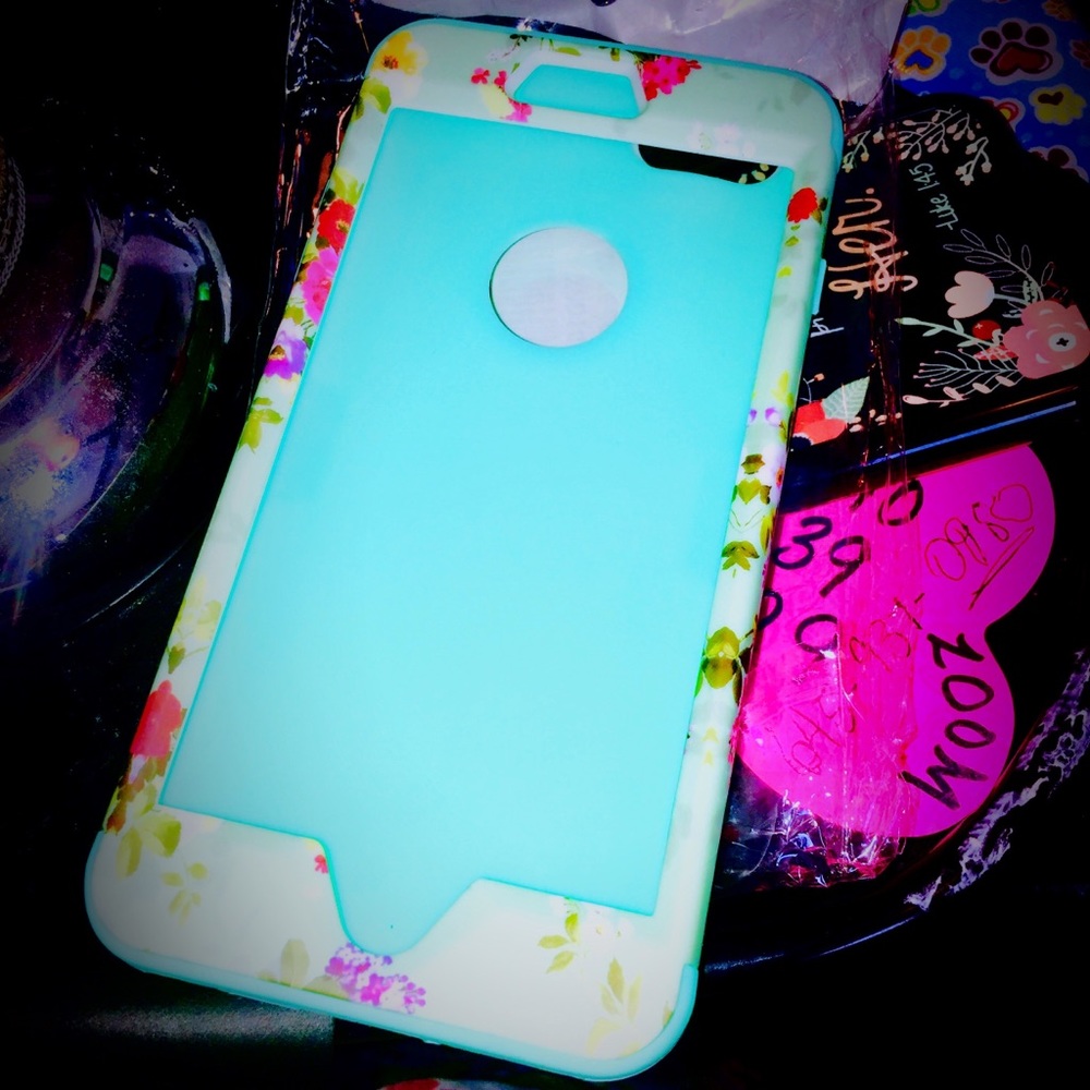 Cell phone case iPhone 7+ I THINK. FREE W/BUNDLE - Picture 4 of 6